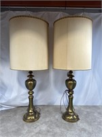 Pair of leaf pattern table lamps, with shades