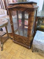 DISPLAY CABINET W / MARBLE TOP