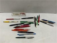 LARGE LOT OF ADVERTISING PENS - MANY GAS & OIL