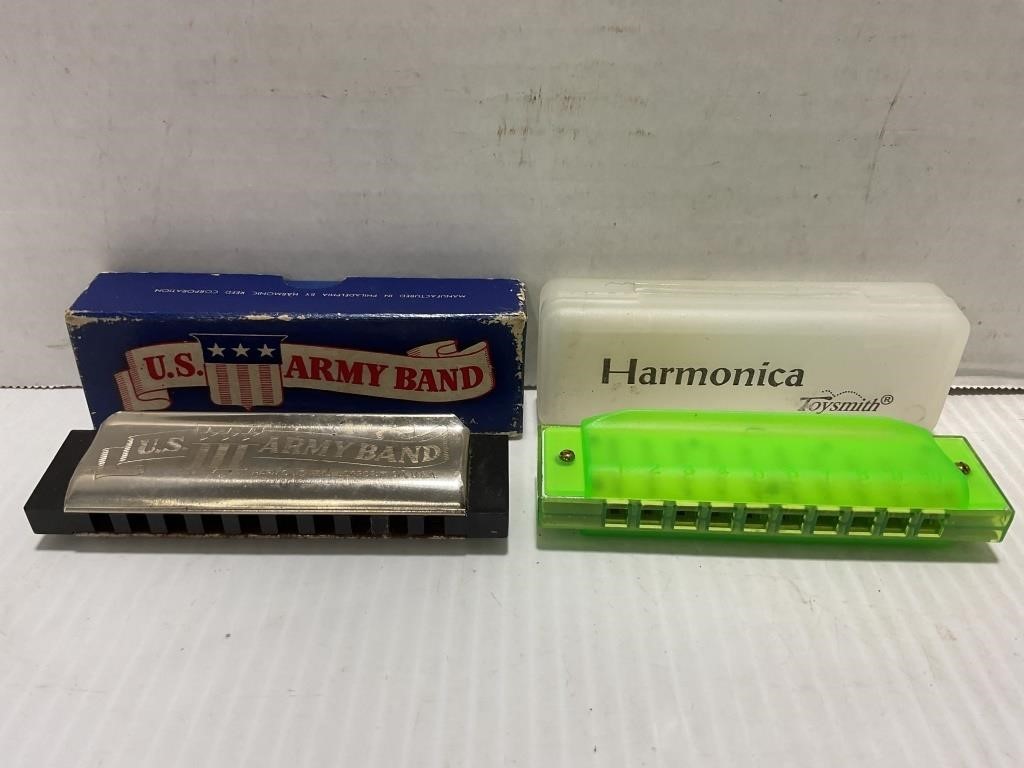 WW2 U.S. ARMY BAND HARMONICA & TOYSMITH HARMONICA