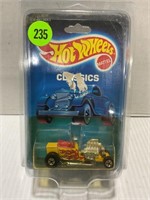 HOT WHEELS CLASSICS T-BUCKET NEW IN PACKAGE WITH
