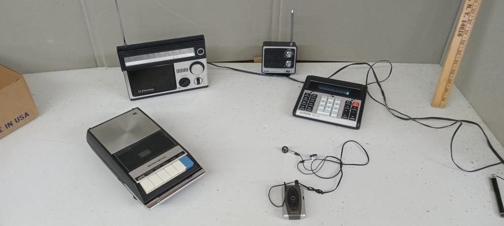 EMERSON RADIO,AURORA ELECTRIC CALCULATOR & MORE
