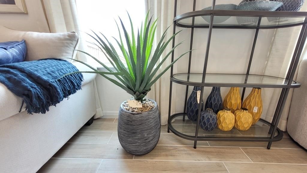 FAUX FLOOR PLANT