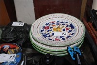 ITALIAN HAND PAINTED POTTERY PLATES