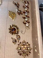 Brown Clear Stone Earrings,Bracelet & Pins