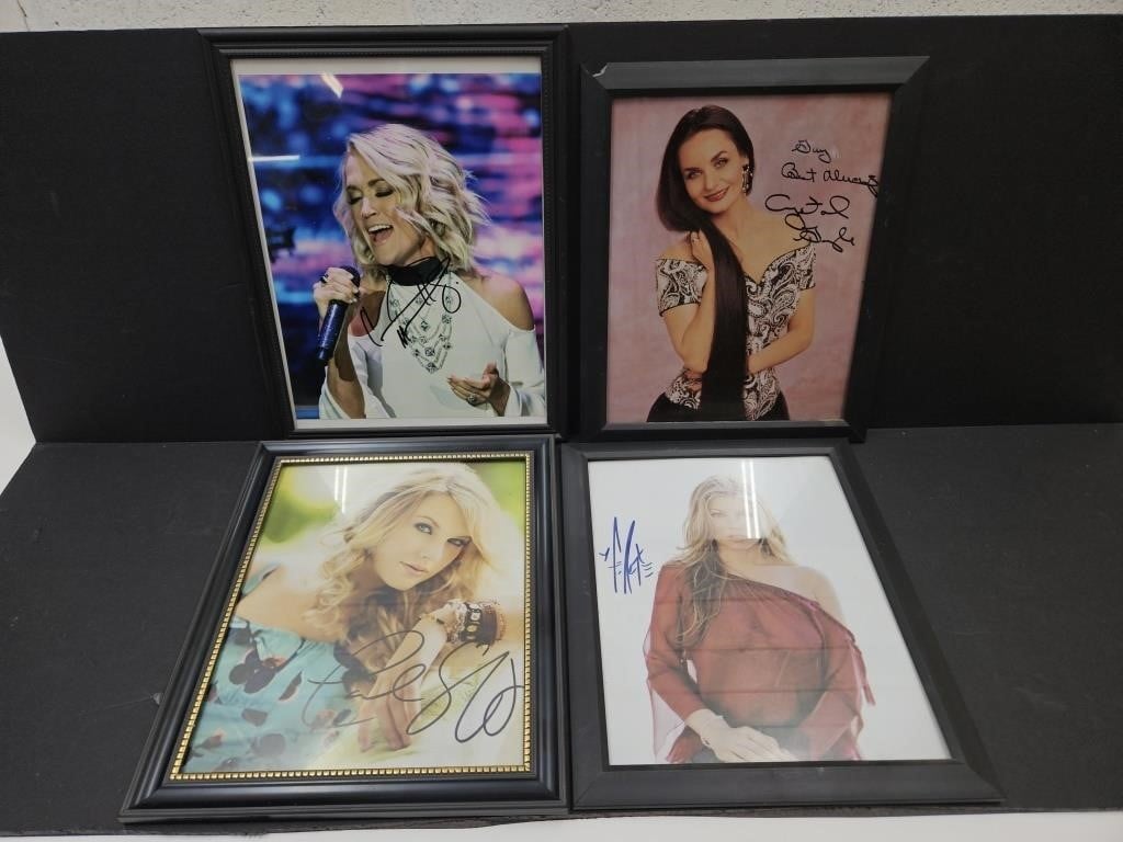 Autographs Carrie Underwood, Chrystl Gayle  NO CO