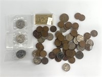 Mixed early American coins and a gold plated bar