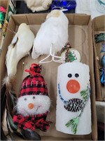 Snowman and bird decor