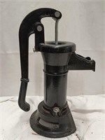 Reproduction pitcher pump never used look at
