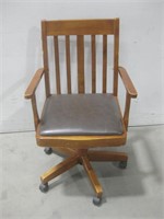 23"x 22"x 38.5" Wood Office Chair See Info