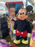 Marching Mickey Mouse 18”