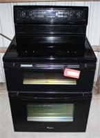 Whirlpool double oven electric stove, works good