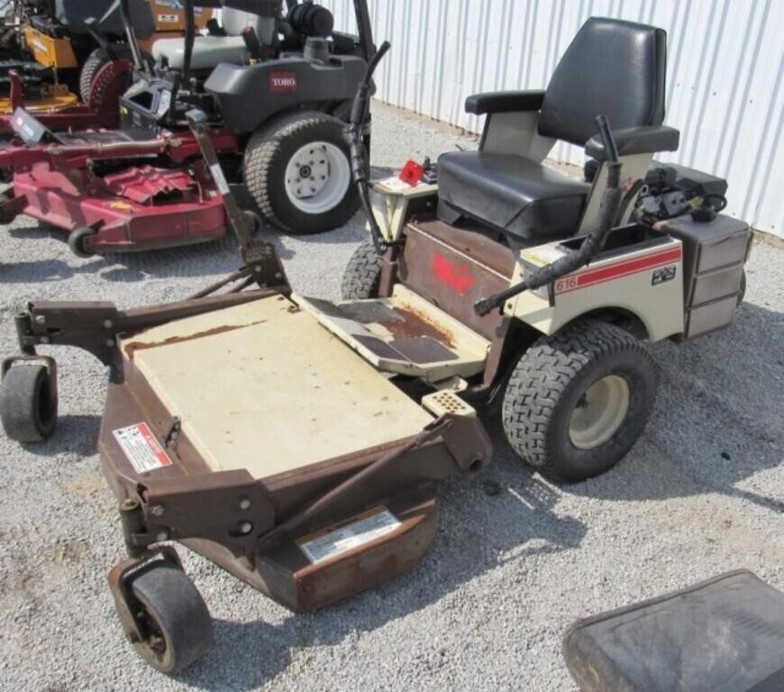 Grasshopper 616 42" ZTR mower, 934 hrs