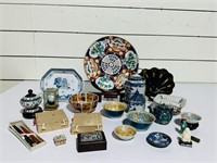 Group Lot - Oriental Pottery & Decorative Pieces