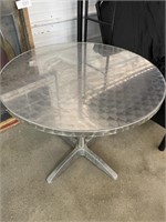 Metal table