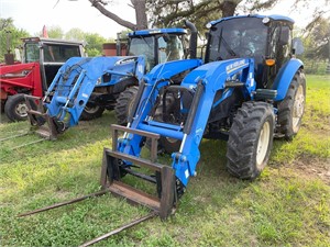 New Holland T4.110 Tractor w/ 665 TL Loader