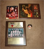 Michael Jordan & Chicago Bulls plaques & more
