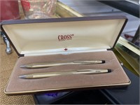 Cross pen set