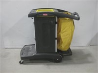 New 20.5"x 46"x 42" Rubbermaid Janitorial Cart