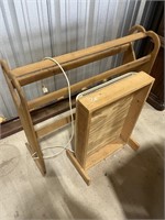 STAND AND HEATER