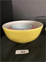 Vintage Pyrex Primary Color Mixing Bowls.