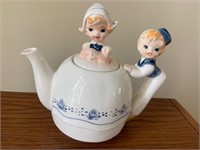 Vintage Enesco Dutch boy and girl Teapot