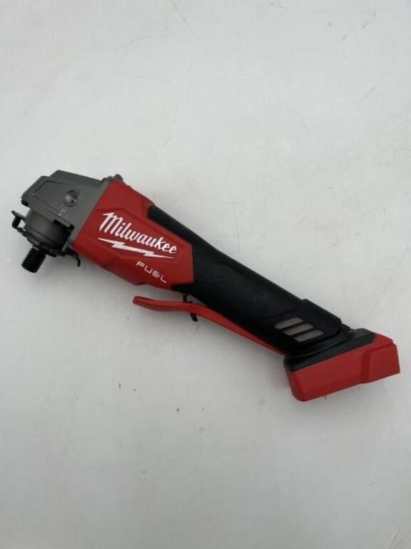 Milwaukee Fuel 4 1/2in Angle Grinder