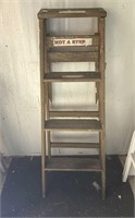 3' Wood Step Ladder