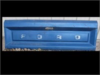 VINTAGE FORD TAIL GATE IN GOOD CONDITION