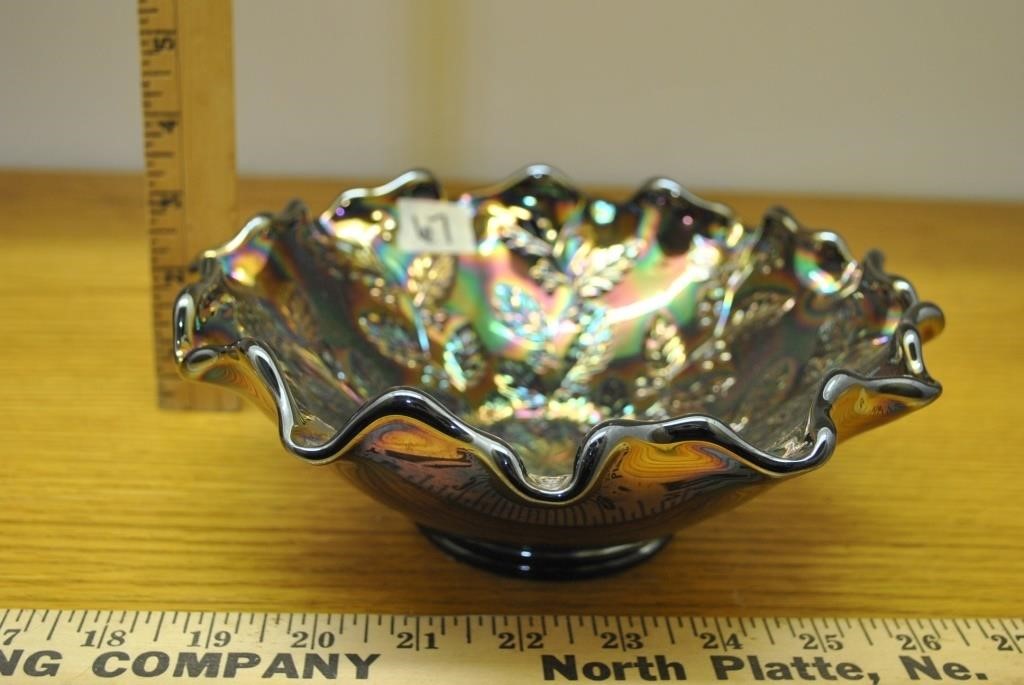 Fenton Carnival holly pattern bowl