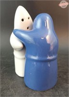 Hugging Ghosts Salt and Pepper Shakers New