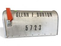 Large Aluminum mailbox