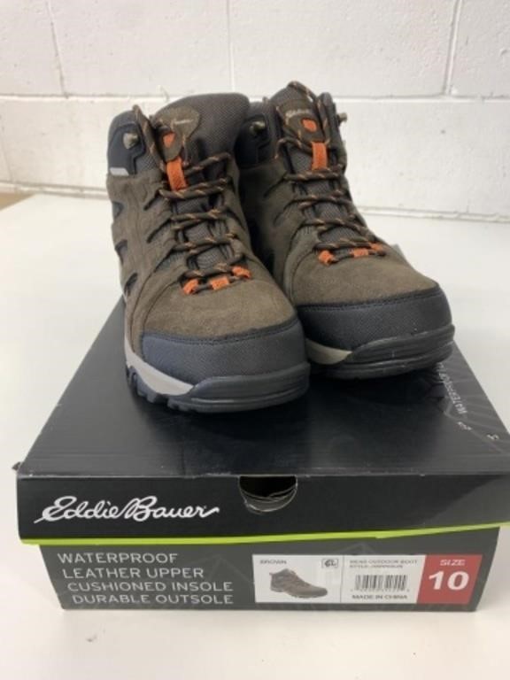 New Eddie Bauer Size 10 Men's Hiking Boots