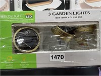 3 GARDEN LIGHTS RETAIL $29