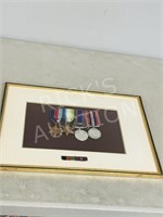 framed WW2 medals, 2 bronze stars, 2 service
