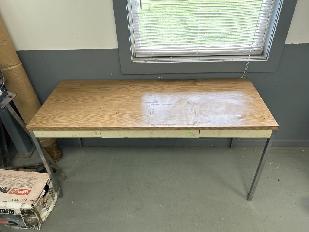 5' Table Metal Leg with Wooden Top