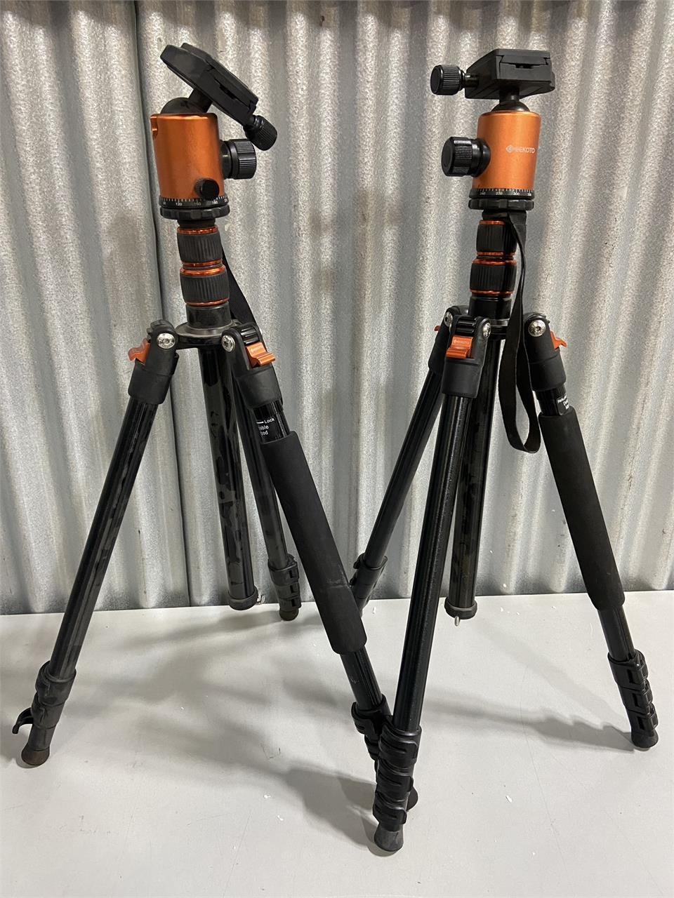 Lot Of 2  Eekoto Tripods