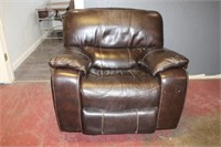 Leather Recliner 20 x 43 x 37