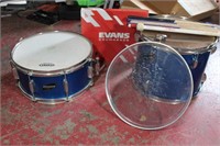 Ludwig Drums ,Sticks,Extra Head ,Stand Leg