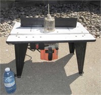 Chicago Router Table w/ Router