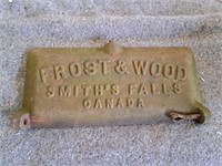 Frost & Wood cast tool box cover