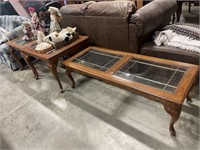 Matching coffe and end tables (no contents )