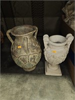 2 pottery vases