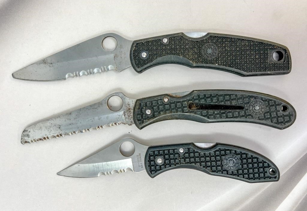 3 Spyderco/ Clipit Delica Pocket Knives
