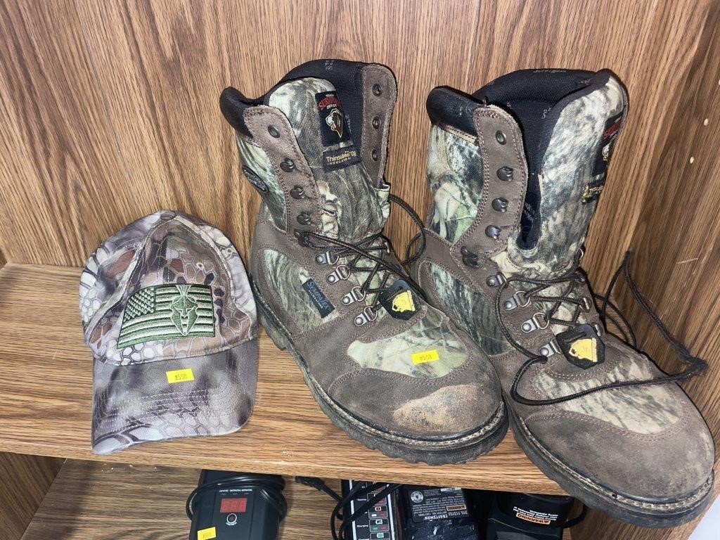 Hunting boots and hat