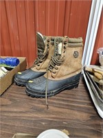Size 10 Eddie Bauer boots