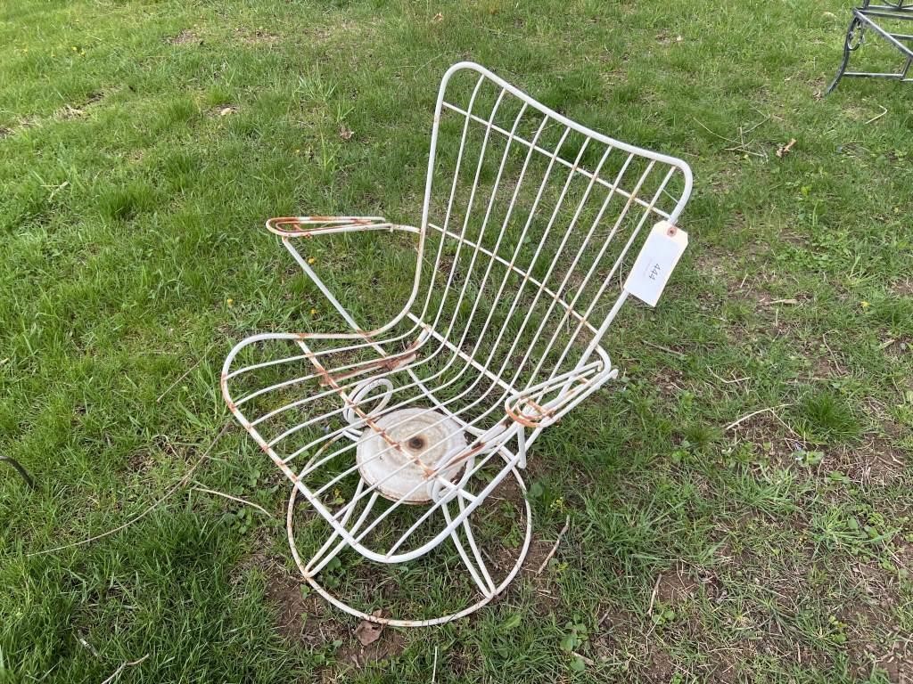 OLD WROUGHT IRON STYLE SWIVEL PATIO CHAIR
