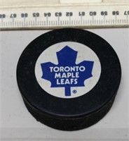 Toronto Maple Leaf Inglasco Hockey Puck