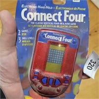 M B - CONNECT FOUR GAME (NEW)