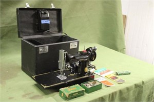 Singer Featherweight Sewing Machine, Reconditioned
